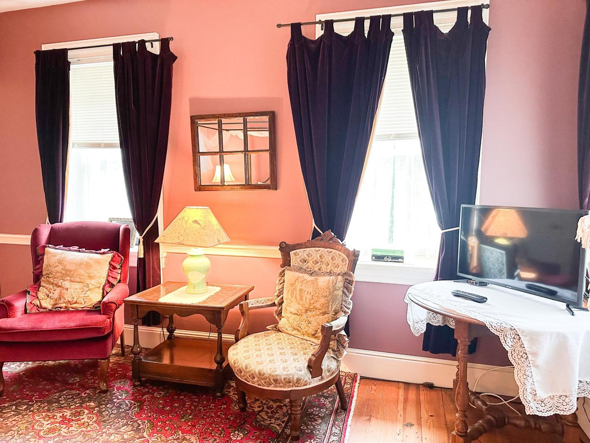The Black Walnut Inn Amherst Dış mekan fotoğraf