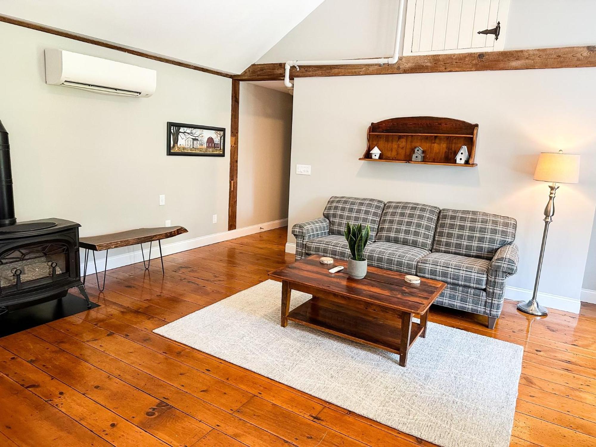 The Black Walnut Inn Amherst Dış mekan fotoğraf