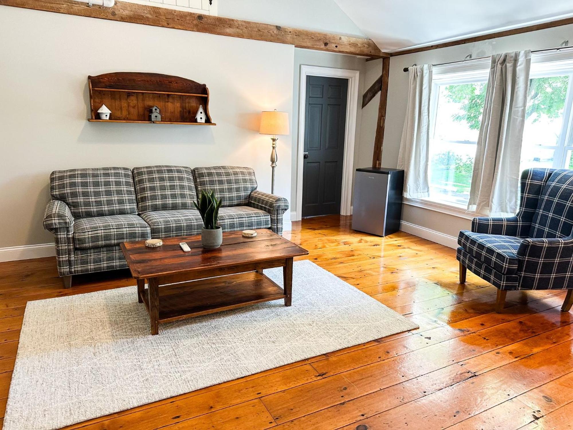 The Black Walnut Inn Amherst Dış mekan fotoğraf