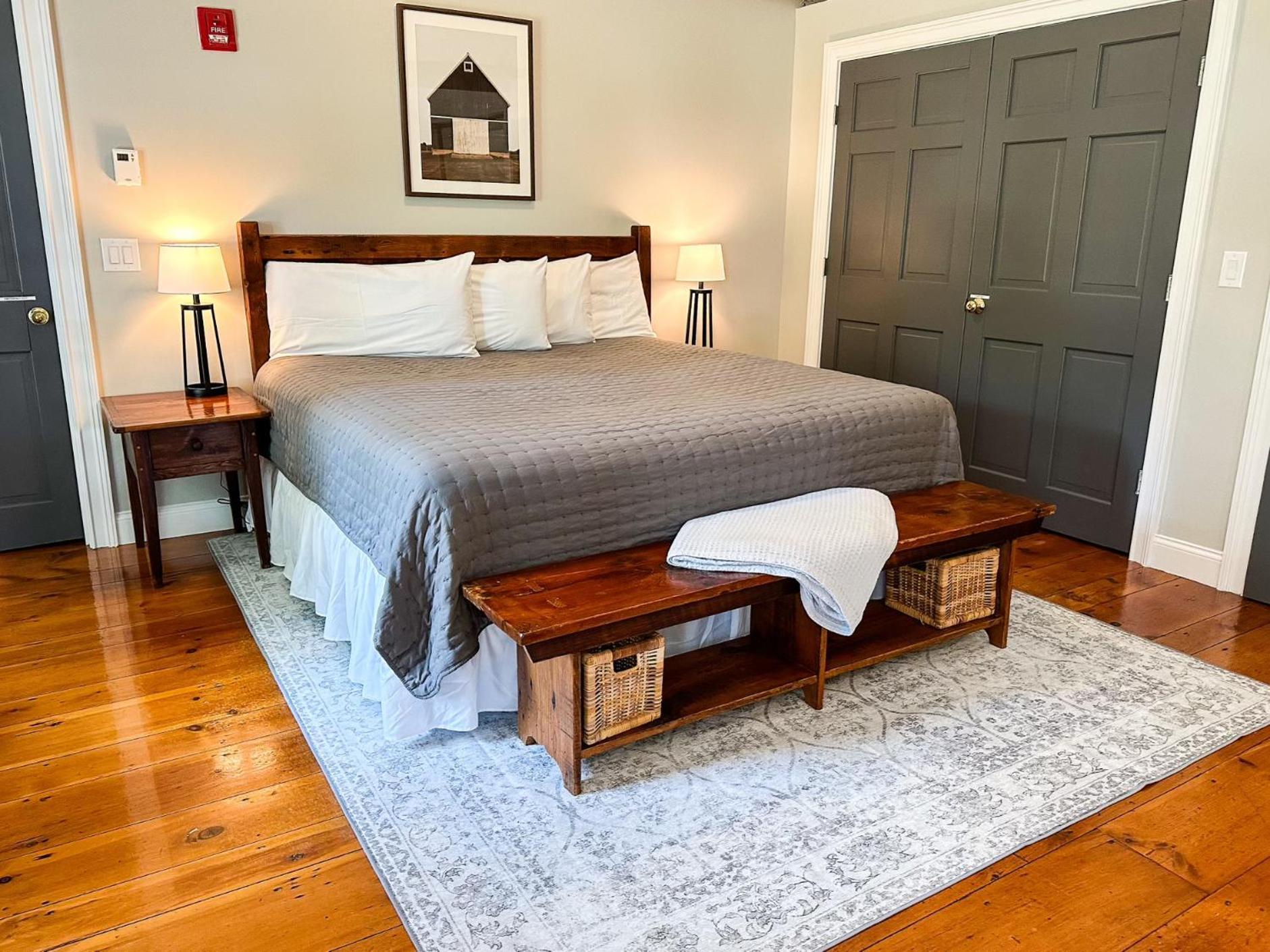 The Black Walnut Inn Amherst Dış mekan fotoğraf