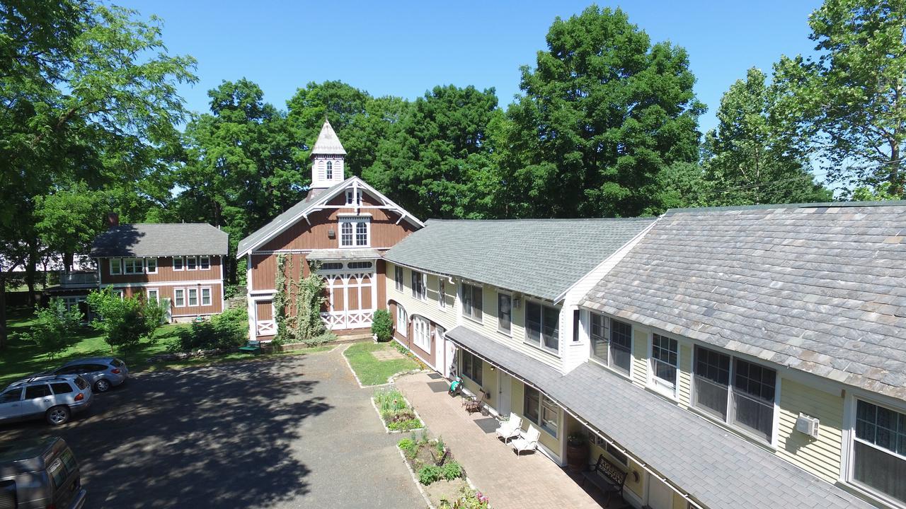 The Black Walnut Inn Amherst Dış mekan fotoğraf